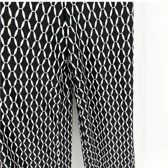 Tahari ASL Black and White Geometric Jumpsuit - Picture 7 of 11